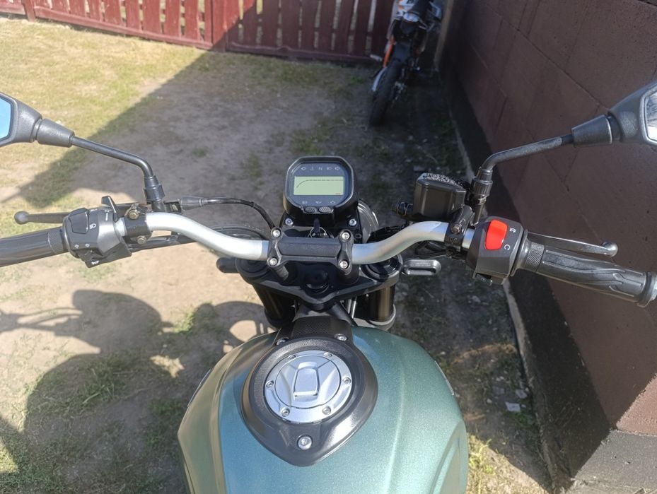 Loncin Voge 300 ac
