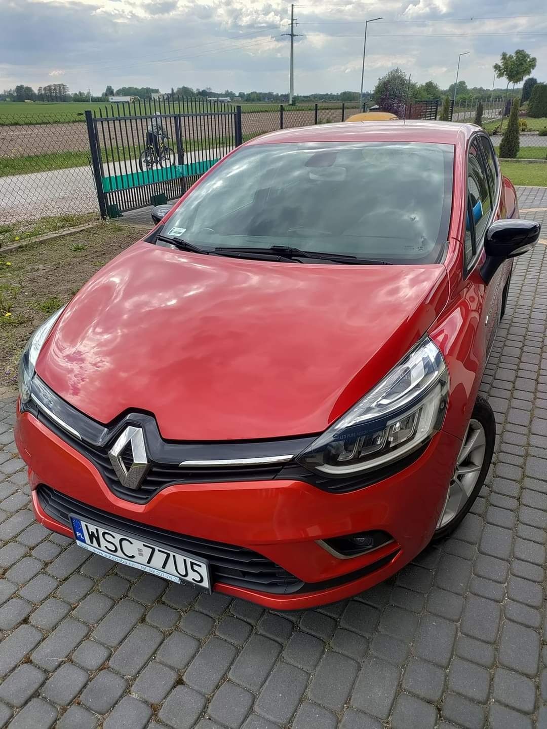 Sprzedam Renault Clio 2018