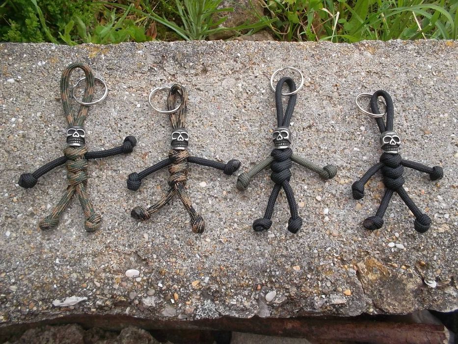 Boneco Caveira em Paracord