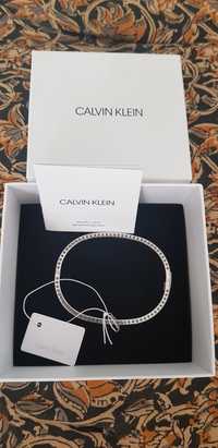 Calvin Klein bransoletka w kolorze srebrnym z kamykami