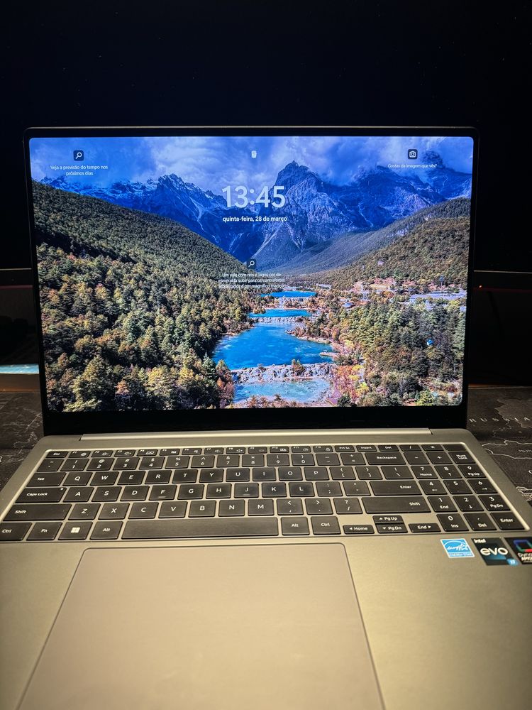 Samsung Galaxy Book 3 Pro 16" | 1TB SSD | 16GB RAM | Como Novo