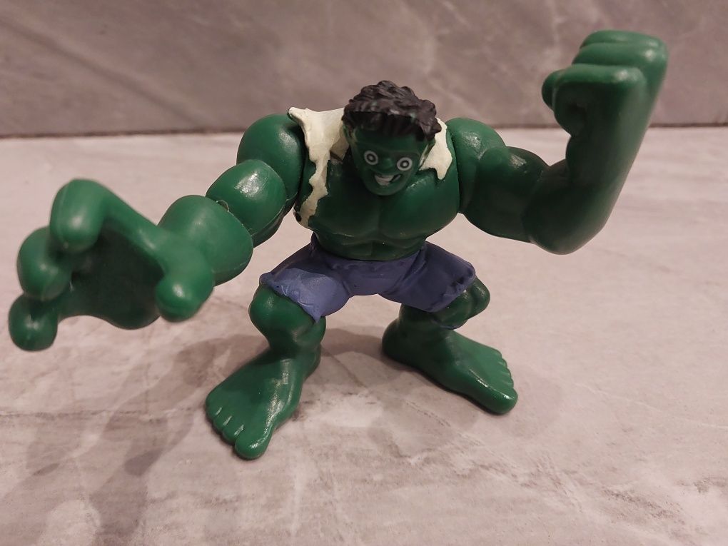 Figurka Hulka Hasbro 2011 r. 6,5