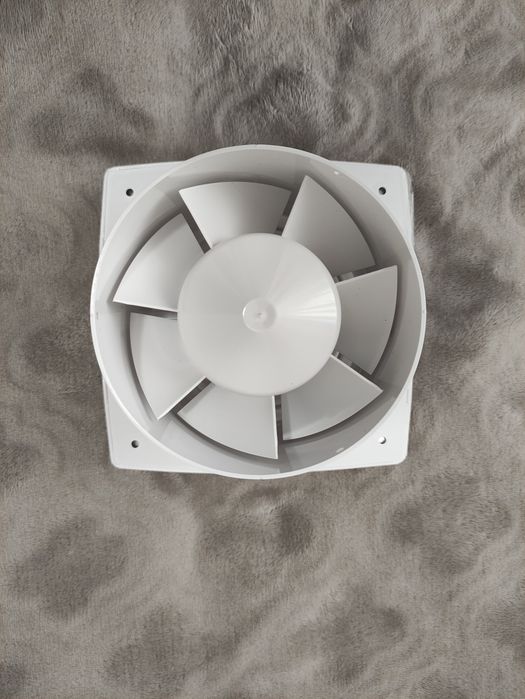 Витяжний вентилятор Вентс 125 ЛД без зворотнього клапану