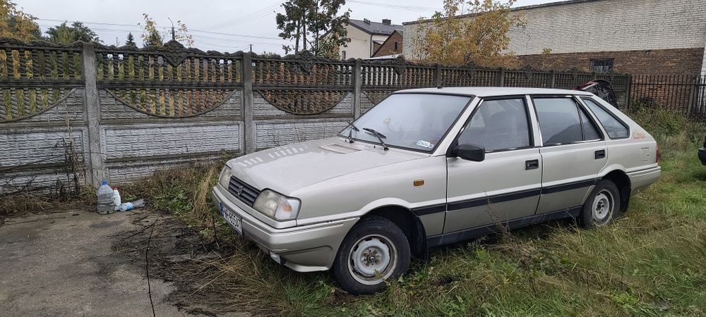 Polonez Caro 1.5 GLE