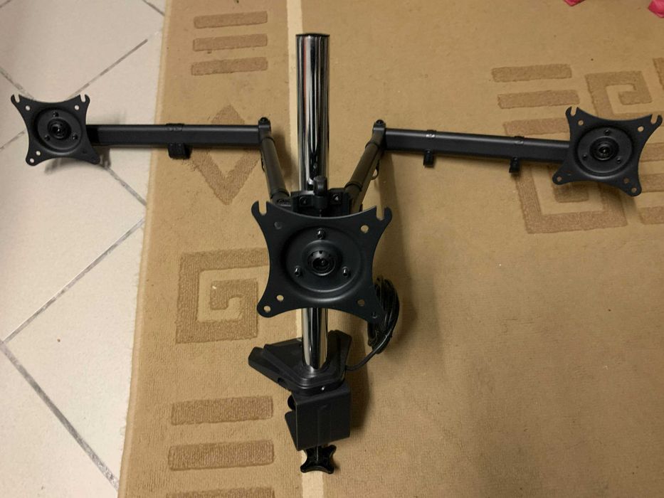 Suporte para 3 monitores