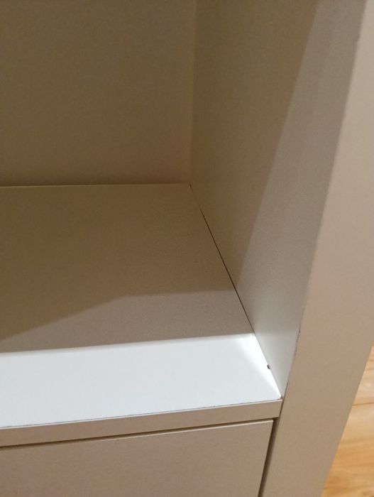 Estante branca IKEA