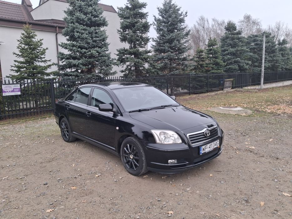 Avensis 1.6 benzyna