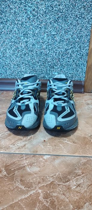 Продам New Balance 1906u