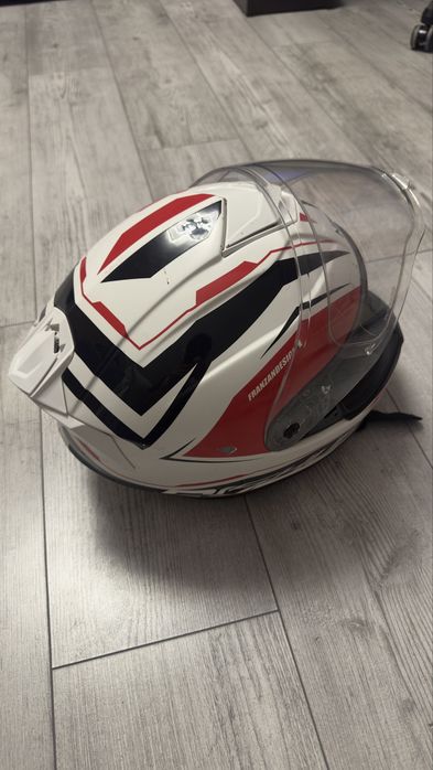 Мотошолом NISHUA