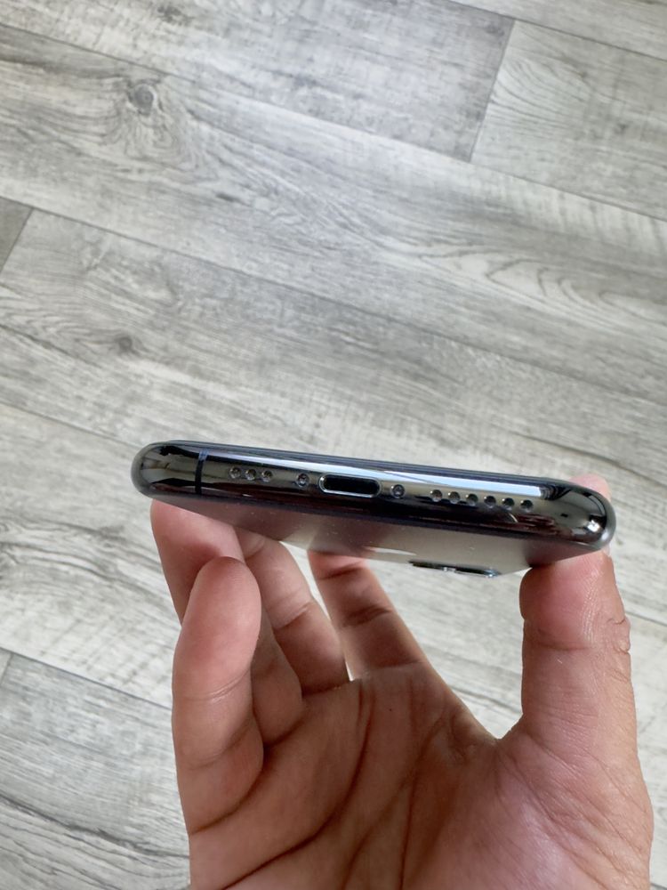IPhone 11 pro  Space Gray/ 64 гб neverlock(Айфон)