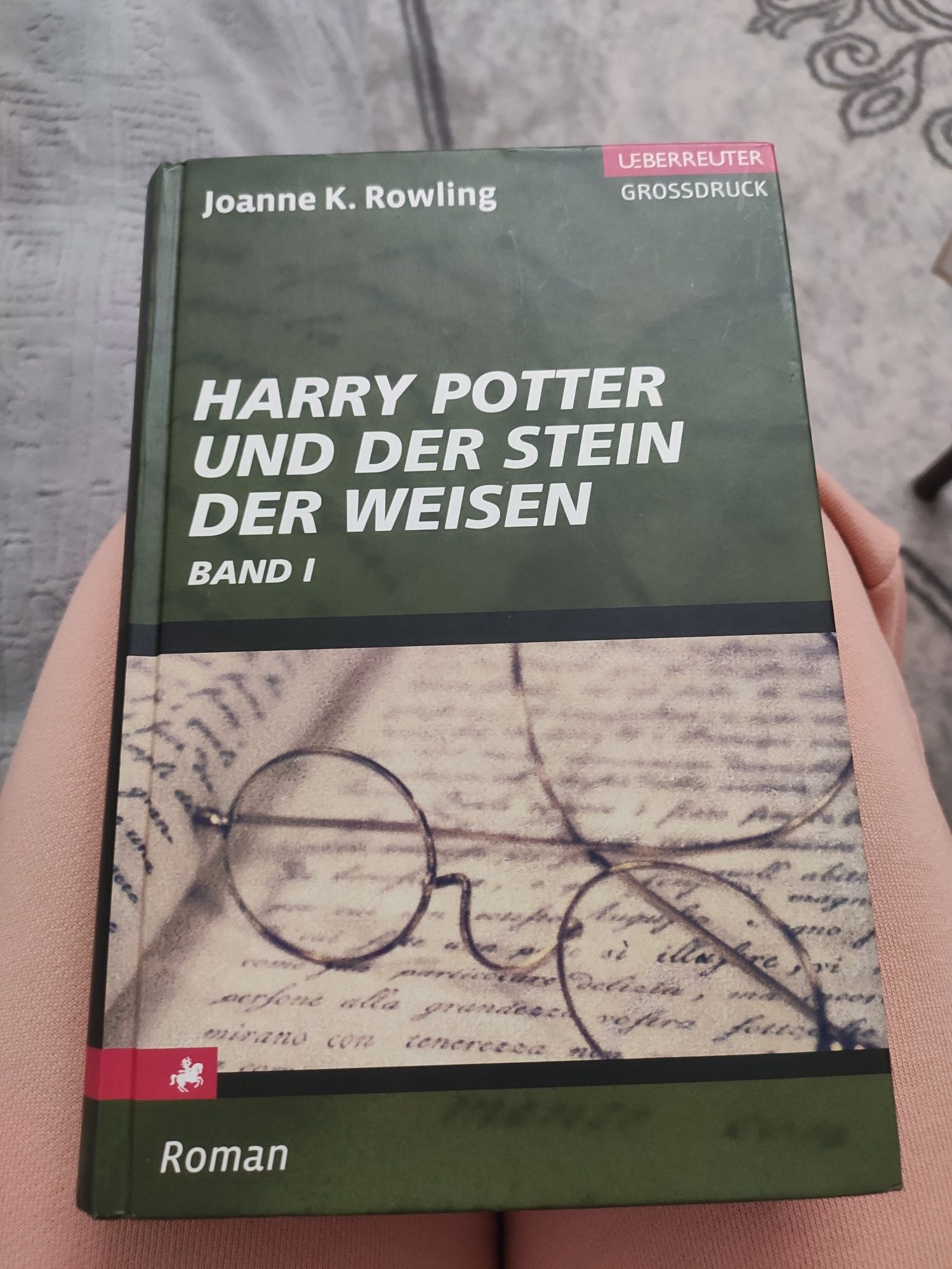 Harry Potter w twardej oprawie, w języku niemieckim. Cześć pierwsza