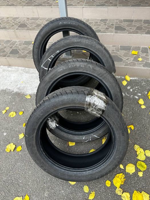 Зимові шини, р17