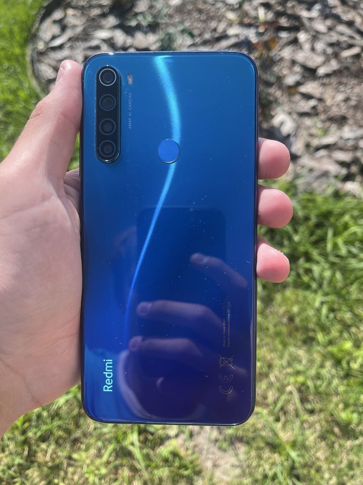 Телефон Redmi note 8
