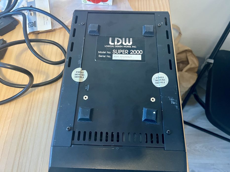 Atari 65XE z pudelkiem, stacja LDW Super 2000, magnetofon CA12