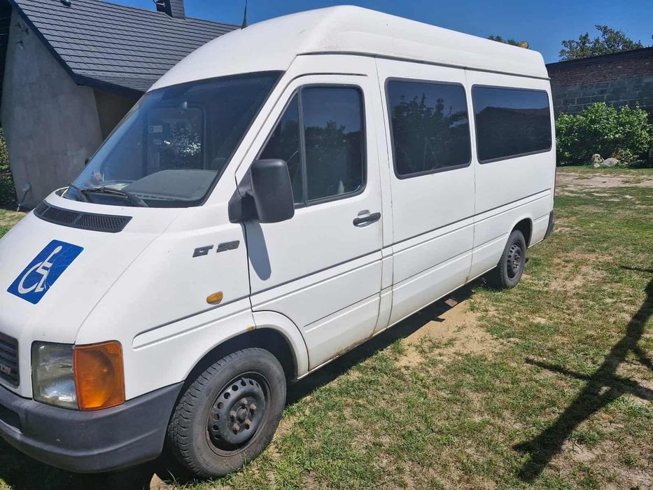VW Lt 28 2,5 SDI do przewozu osób niepełnosprawnych.