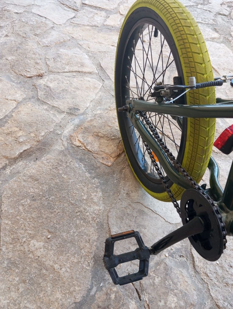 Bicicleta BMX  como nova