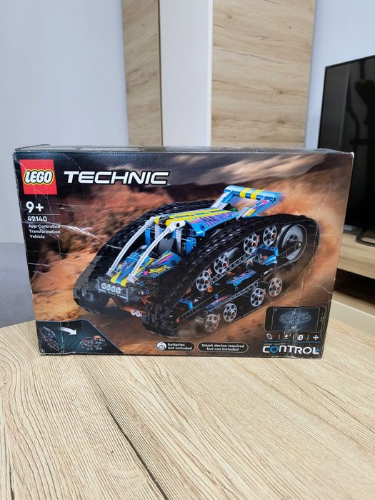 Klocki LEGO Technic 42140 Transformation Vehicle, niekompletne