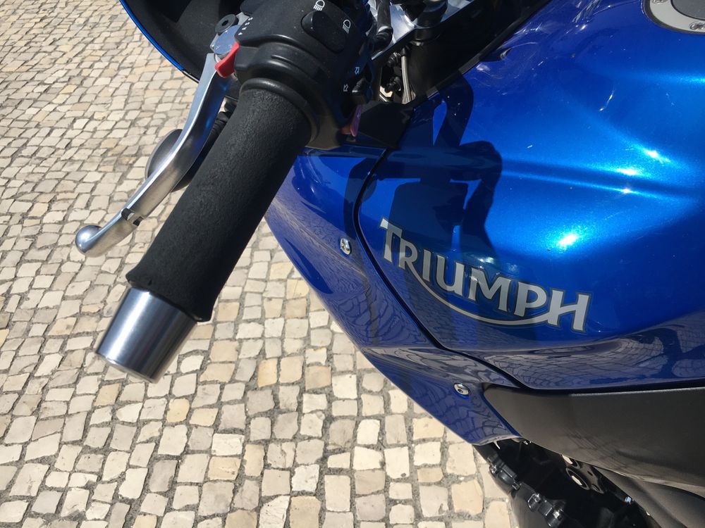 Triumph tiger 1050