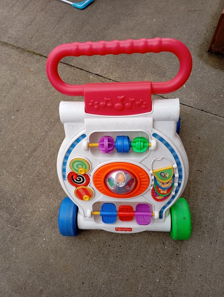 Pchacz dla dziecka fisher price