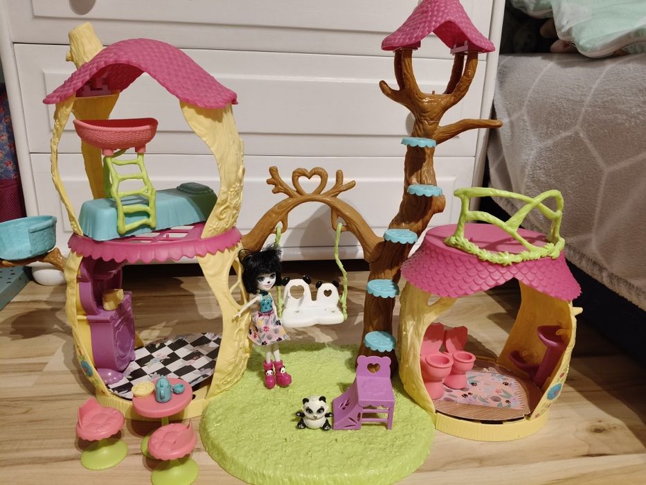 Enchantimals leśny domek laleczka panda