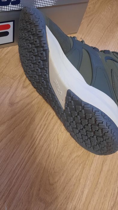 Чоловічі зимові кросівки 42 розмір