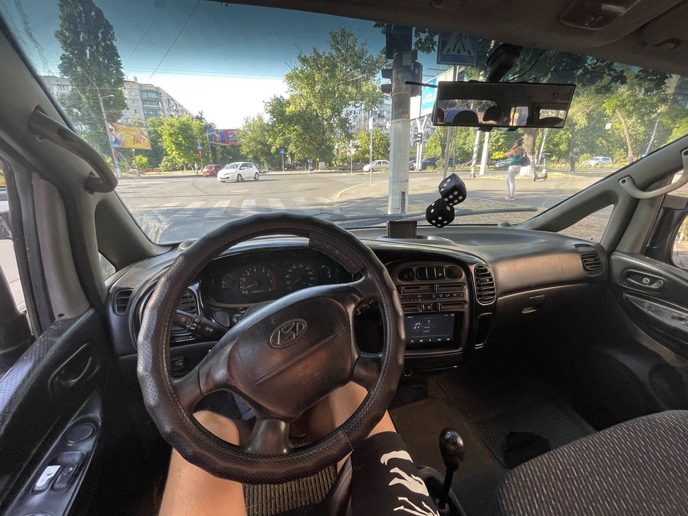 Продам hyundai h1 срочно
