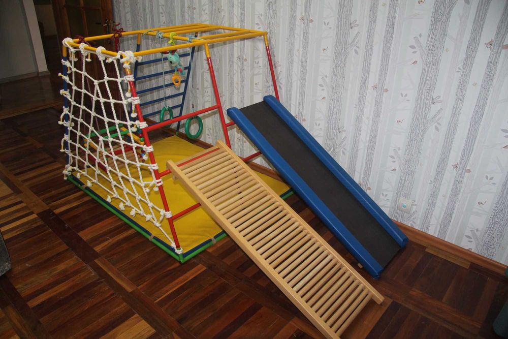 Дитячий спортивний комплекс "Ранній старт"