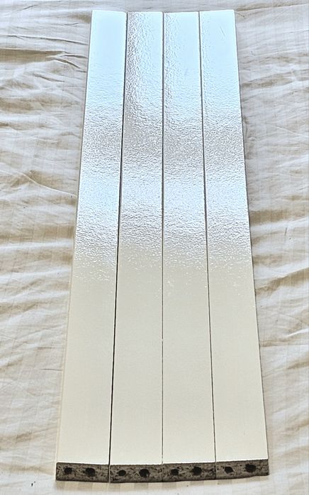 Komoda MALM z Ikea listwa biała błyszcząca