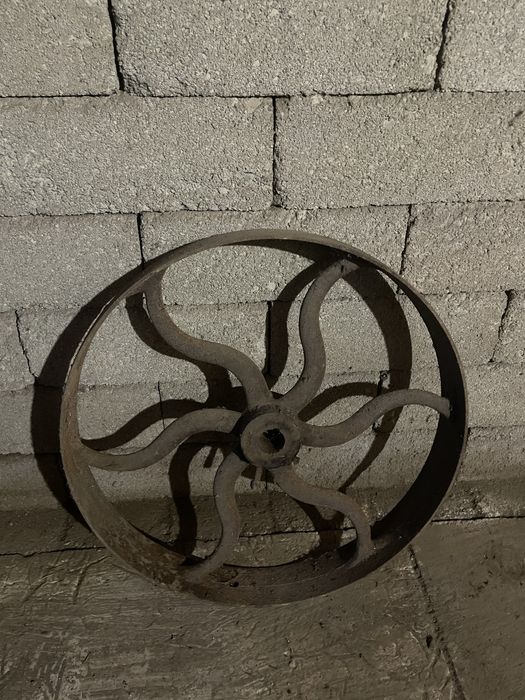 Rodas em ferro de vários diametros