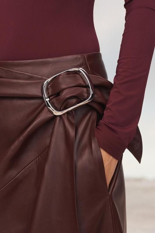 100% шкіряна спідниця ZARA з пряжкою