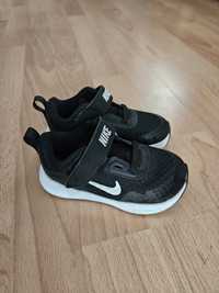 Buty dziecięce Nike 22