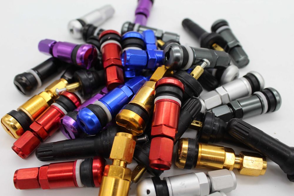 Колпачки для литых дисков, штампов на любой автомобиль. Делаем подбор.