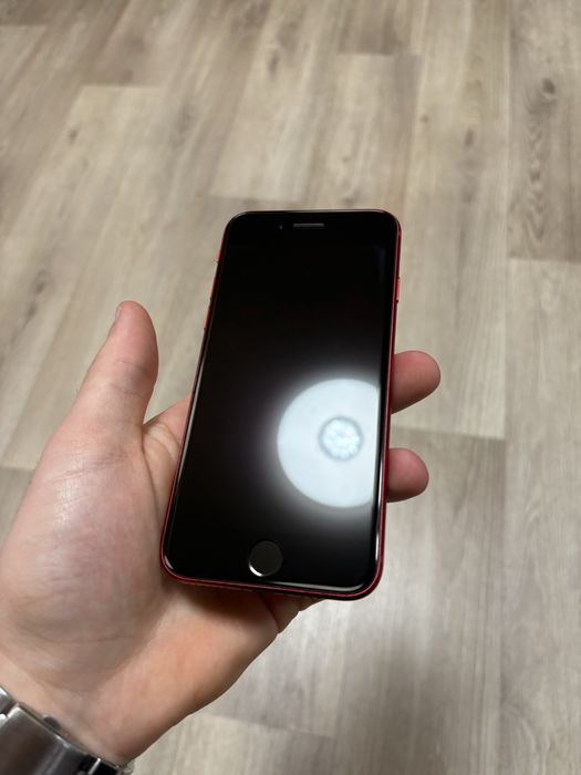 IPhone 8. 64gb/91 akb