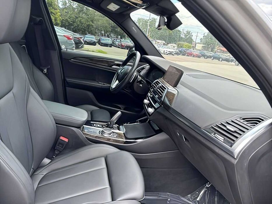 BMW X3      2020