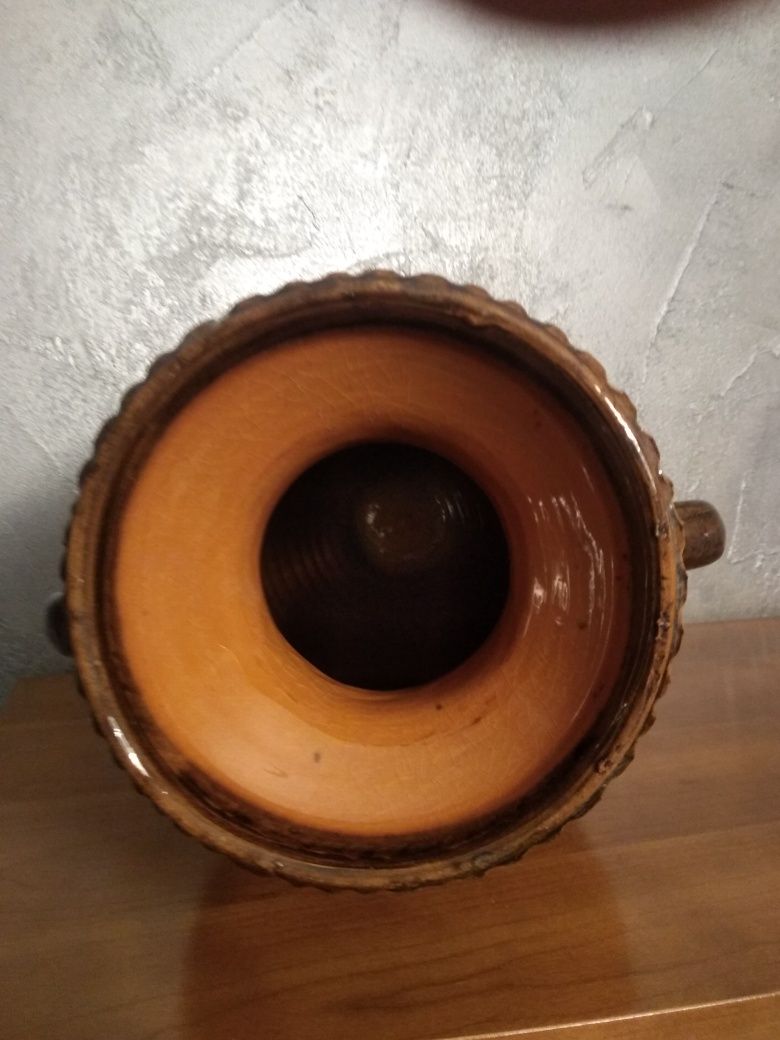 Stary wazon ozdobny