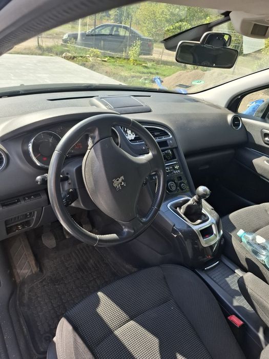 Peugeot 5008 2.0D oszczędny,  dynamiczny, przestronny
