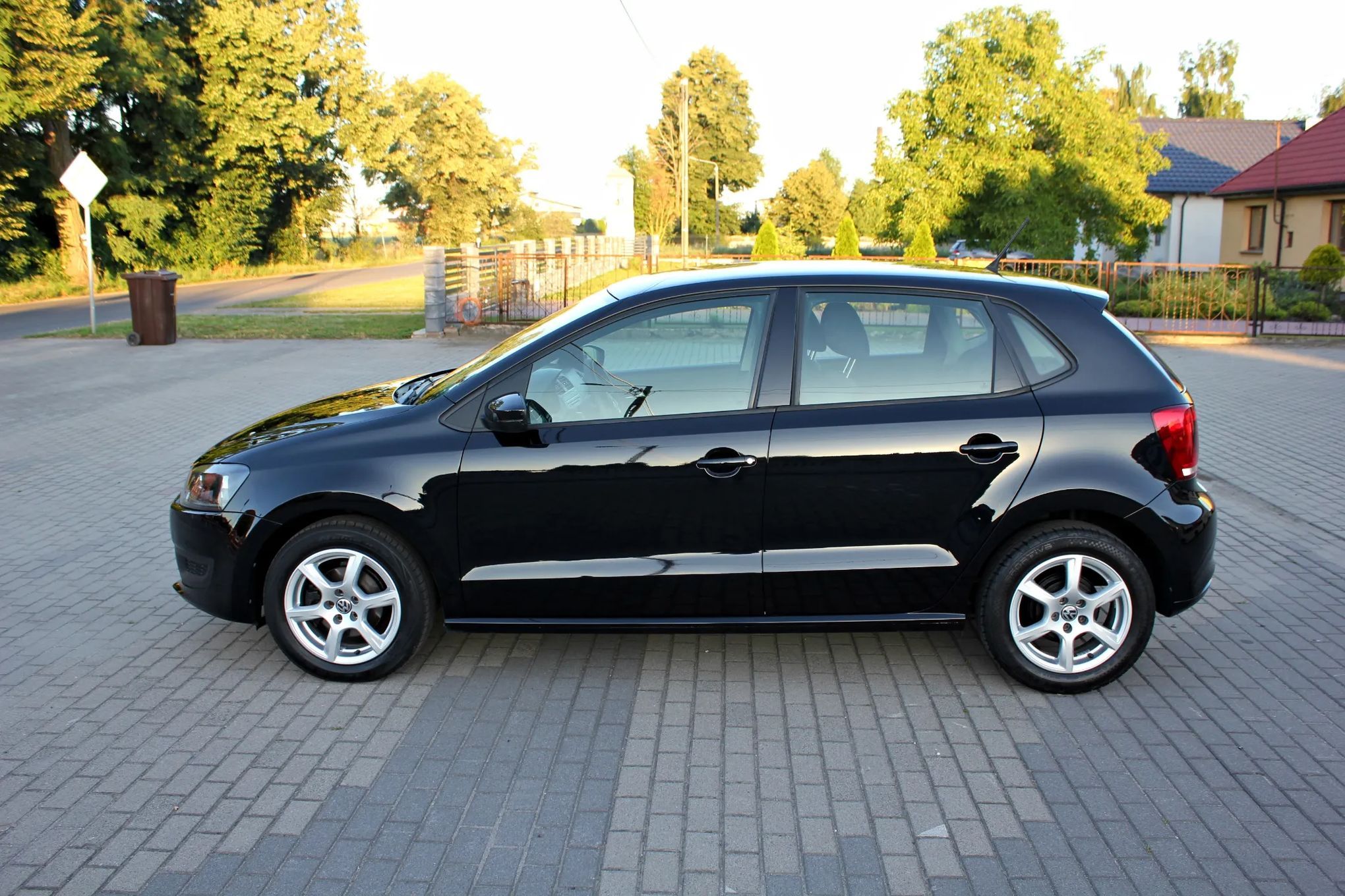 Volkswagen Polo 1.2 benzyna ** CLIMATRONIC ** ALUFELGI ** Stan BDB + ** z Niemiec **
