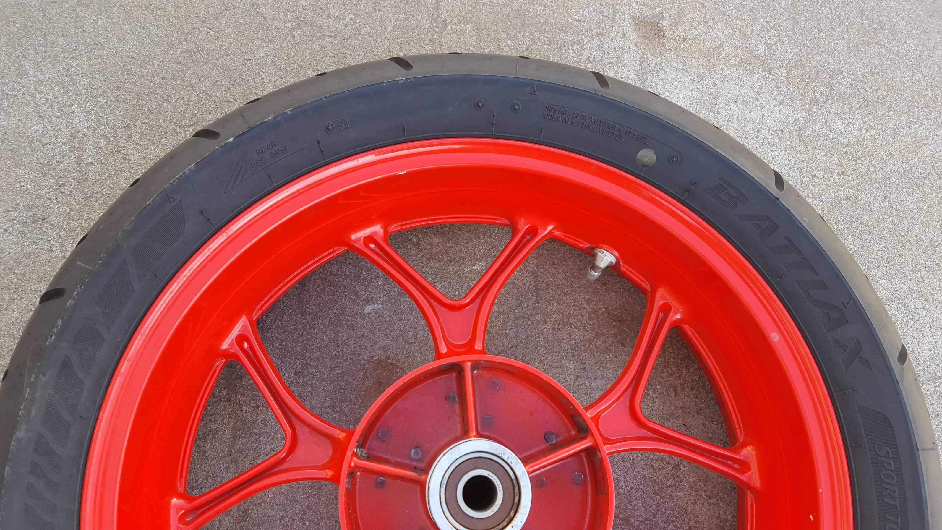 Felga kolo NC750 nc750s 2016- ladne  proste  bez  uszkodzen tyl tylne