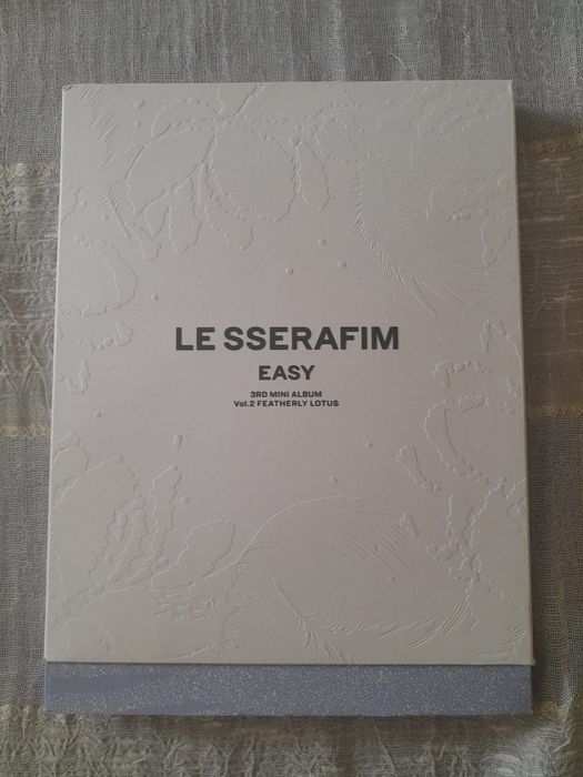 Album de música Le Sserafim - Easy volume 2