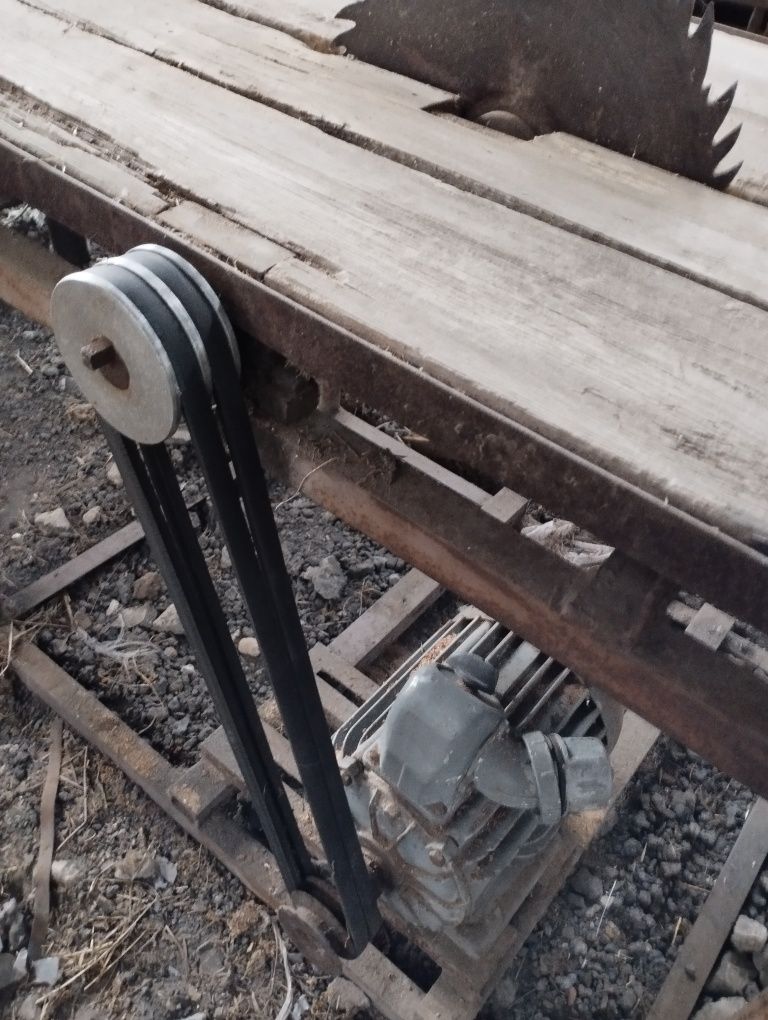 Piła tarczowa krajzega silnik elektryczny 4 kw