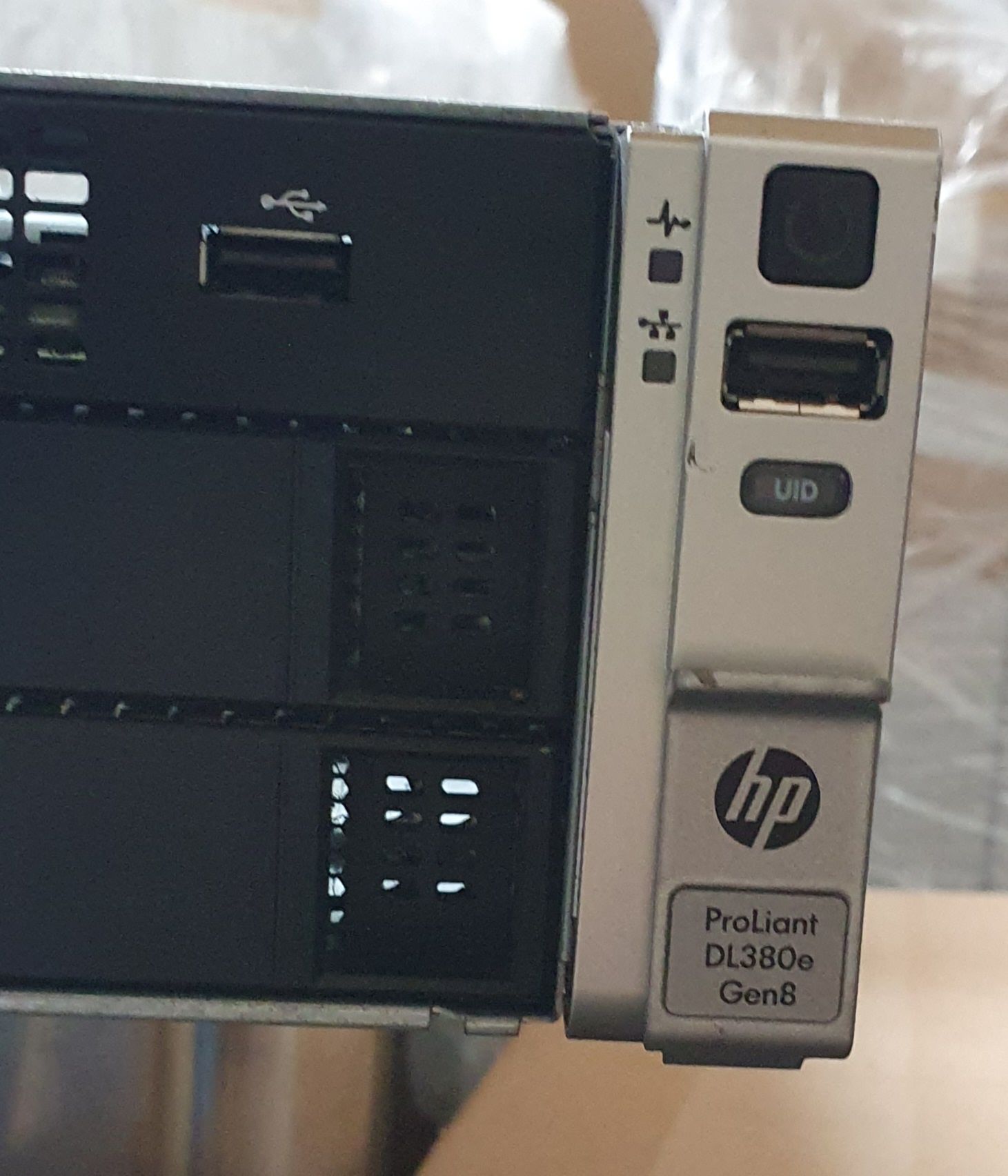 SERVIDOR HP Proliant DL380e Gen8
