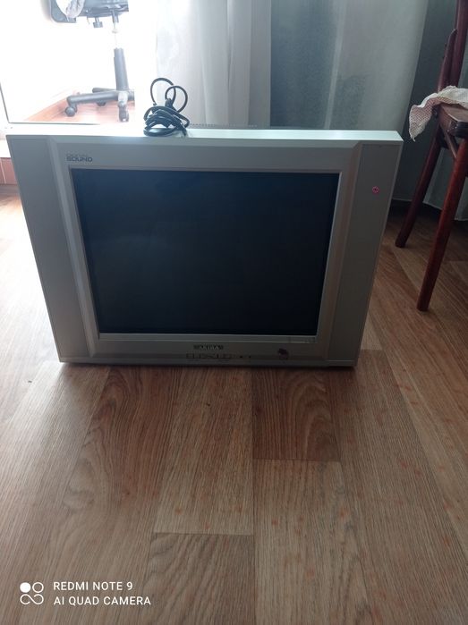 Продам телевизор Акira