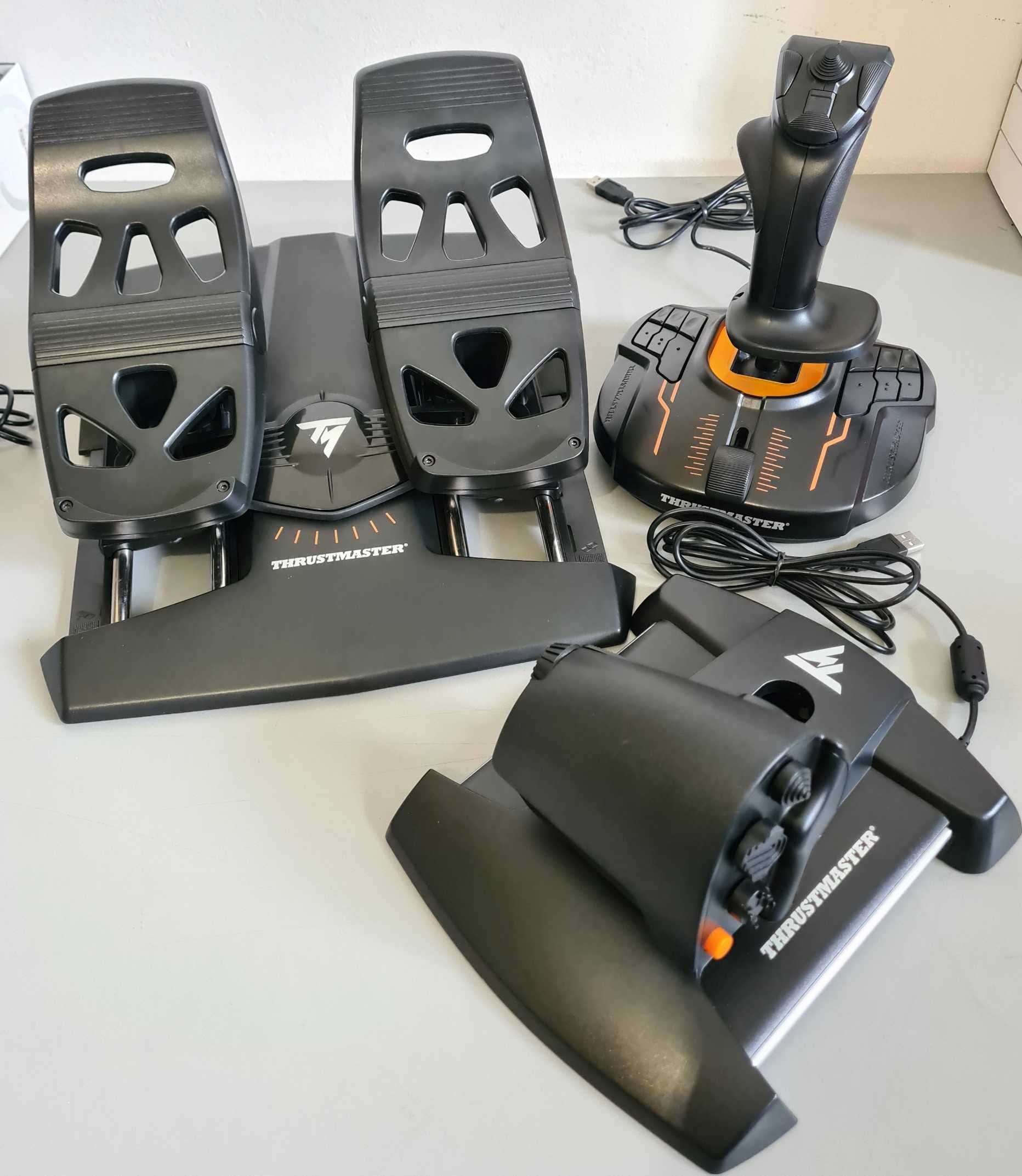 Joystick Thrustmaster T.16000M FCS Hotas z pedałami 588877
