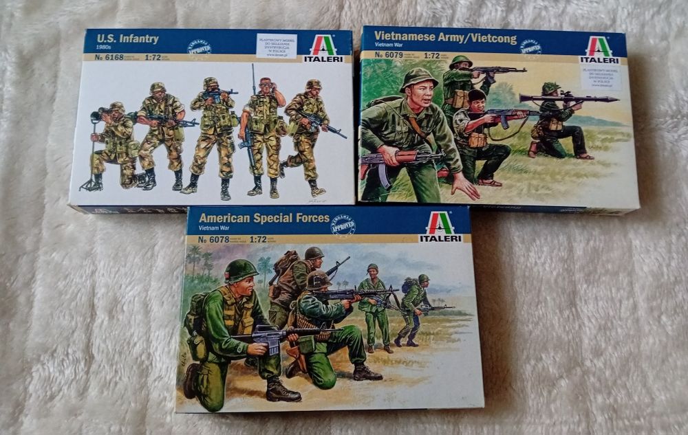 Trzy różne zestawy italieri 1:72