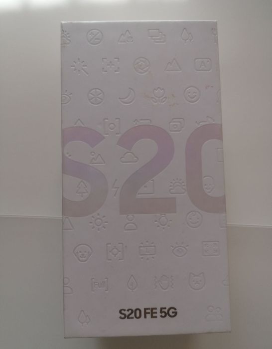 Samsung Galaxy S 20 Fe jak nowy