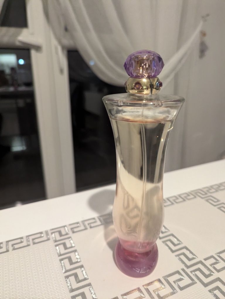 Perfum Versace Woman