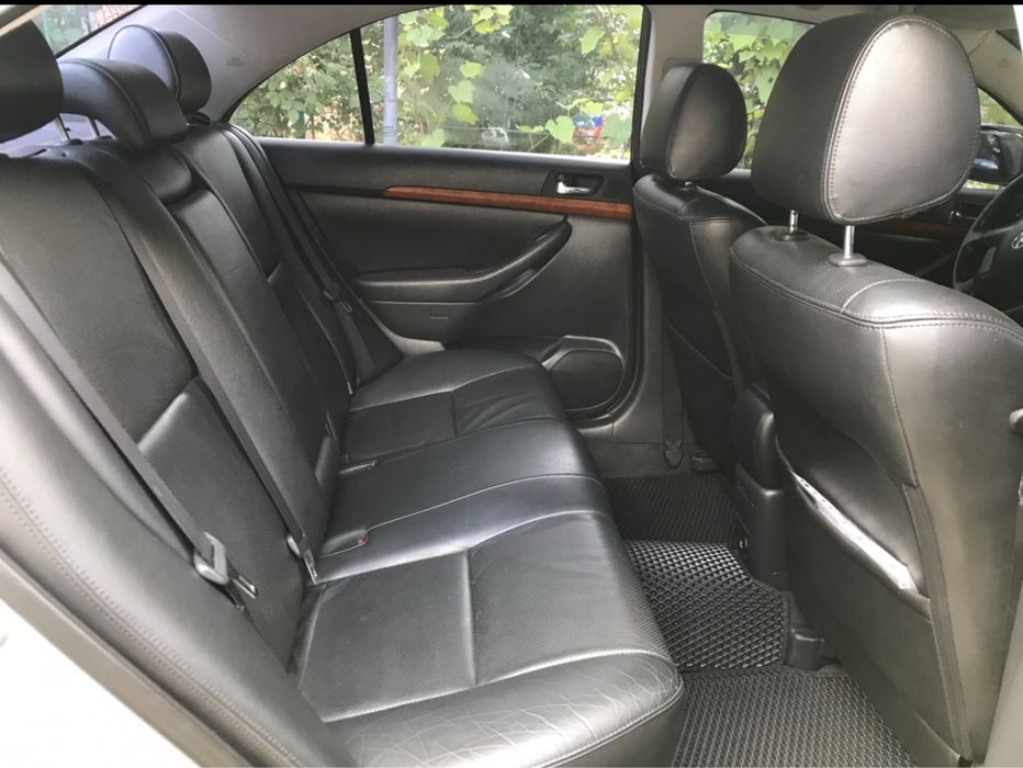 Продам Toyota Avensis T25 ,2008 рік,2.0 бензин рестайлинг