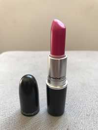 Batom rosa choque matte MAC