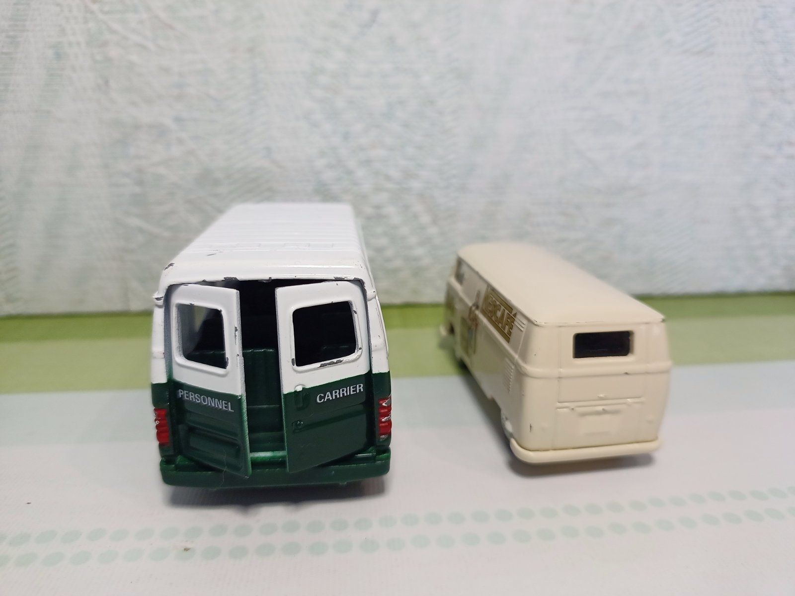 Corgi Volkswagen Combi Nescafe Ford Transit