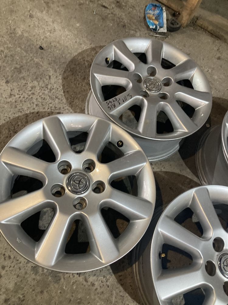 Диски Toyota  R16 5*114.3 ET45